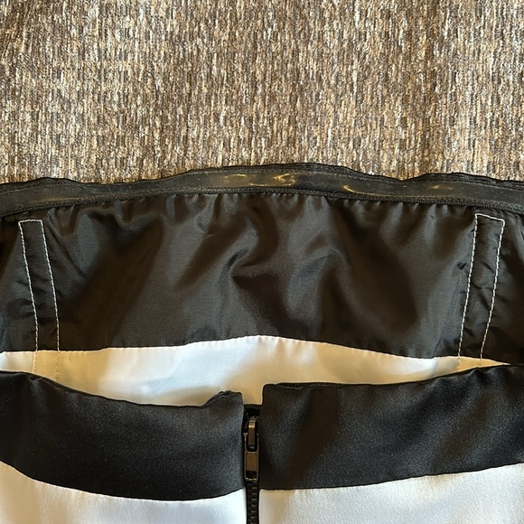 #113 Forever 21 Strapless Dress (4) - Picture 5 of 8